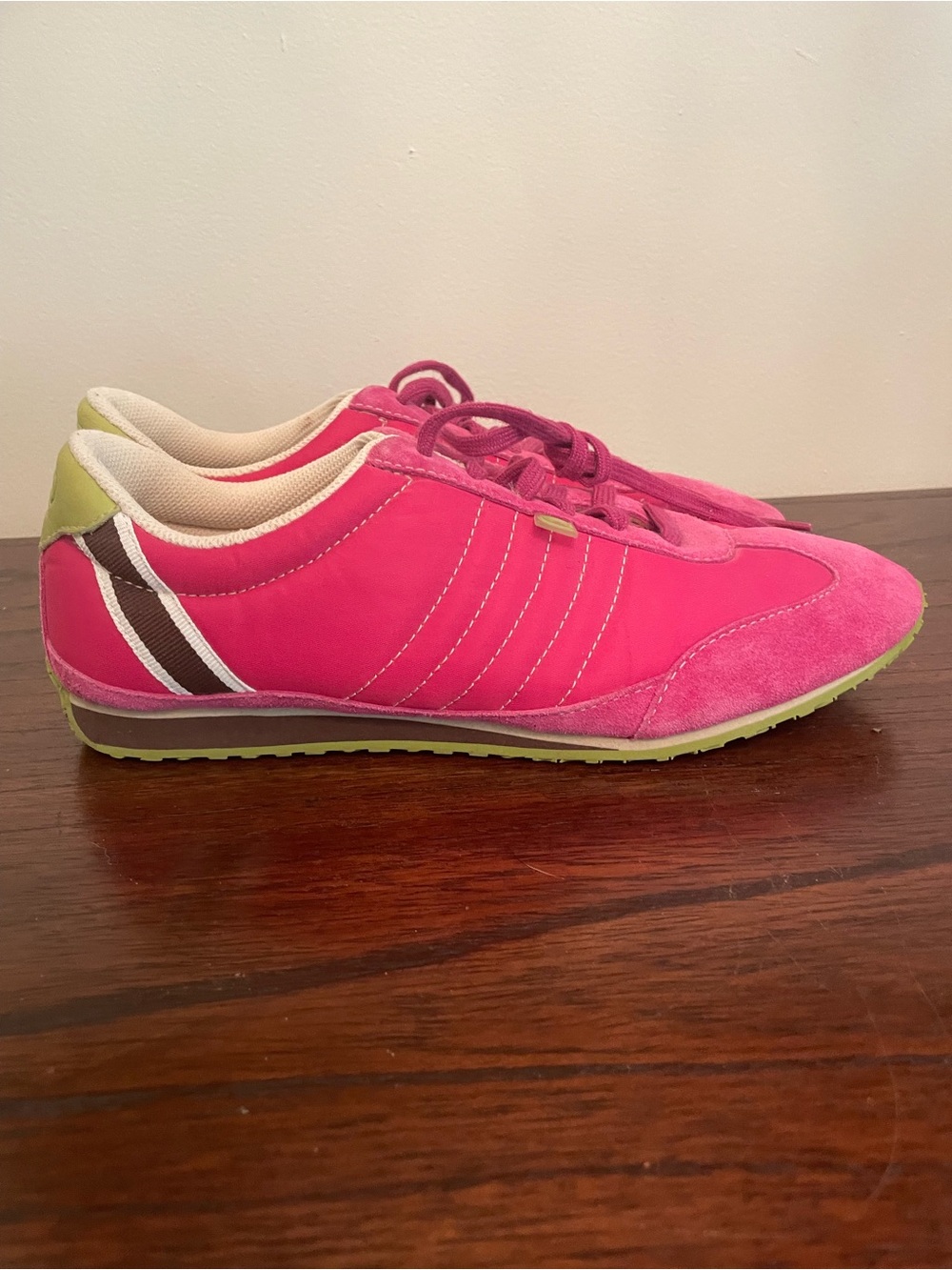 Coach Nikki Sneaker Hot Pink Suede Nylon Signature Sole Lace Up Size 8.5M